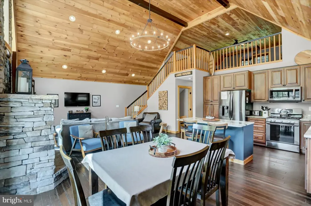 2170 BASSE TERRE ROAD Du Bois, PA 15801