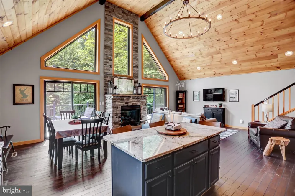 2170 BASSE TERRE ROAD Du Bois, PA 15801