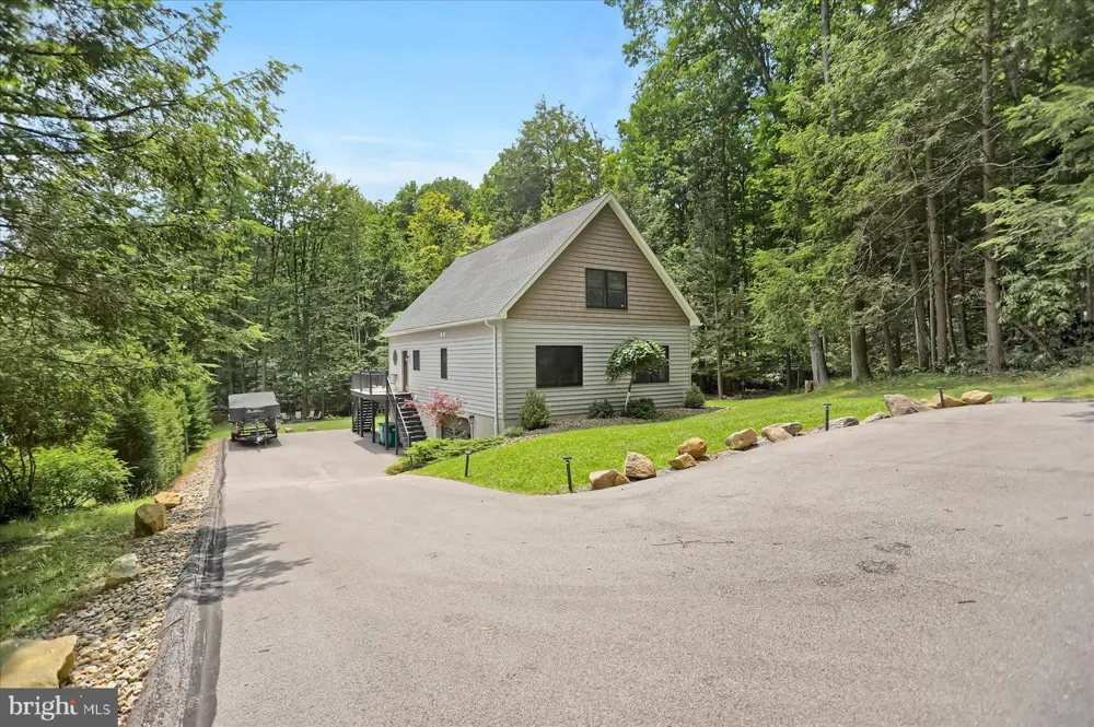 2170 BASSE TERRE ROAD Du Bois, PA 15801