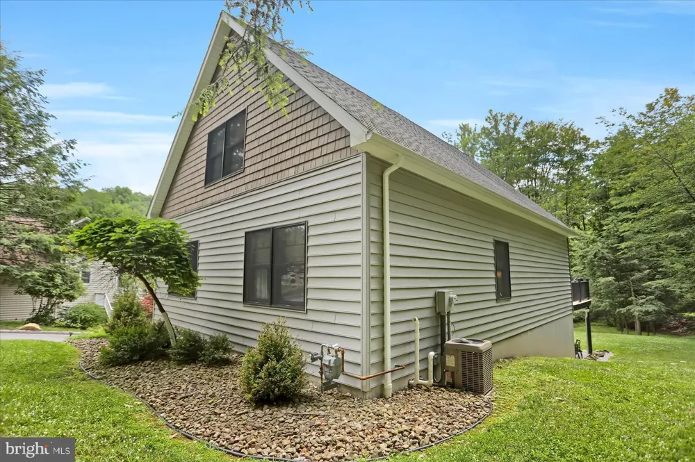 2170 BASSE TERRE ROAD Du Bois, PA 15801
