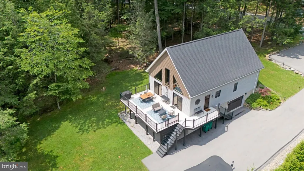 2170 BASSE TERRE ROAD Du Bois, PA 15801
