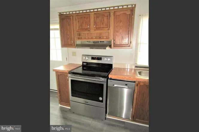 298 RIPS DRIVE Lothian, MD 20711