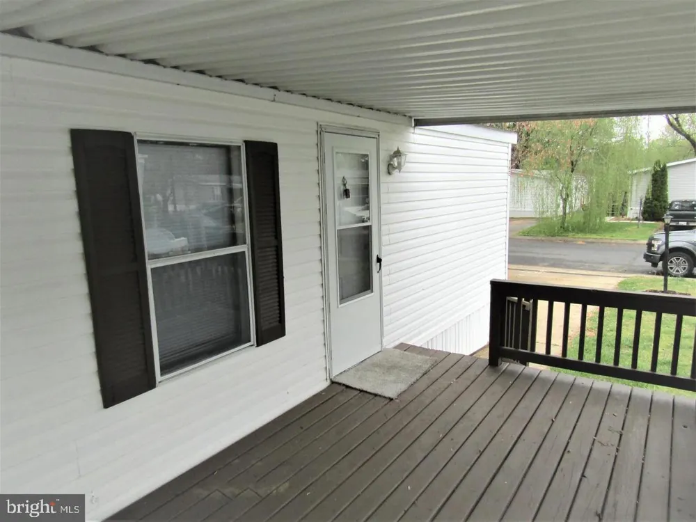 298 RIPS DRIVE Lothian, MD 20711