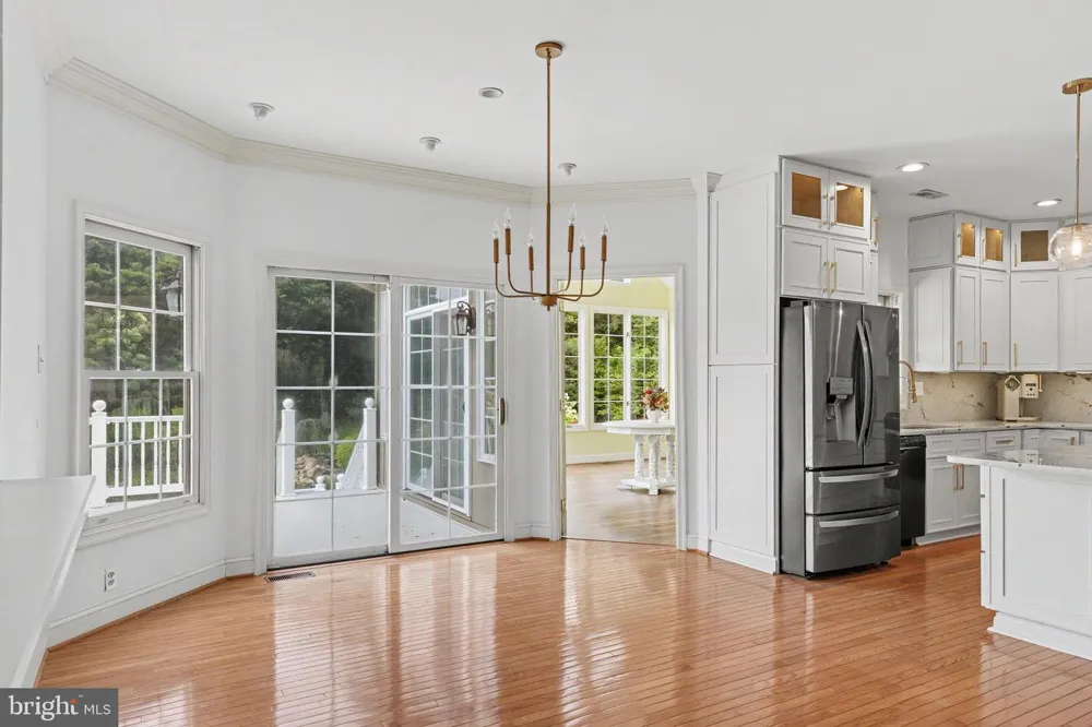 9 SUNRISE DRIVE Doylestown, PA 18901