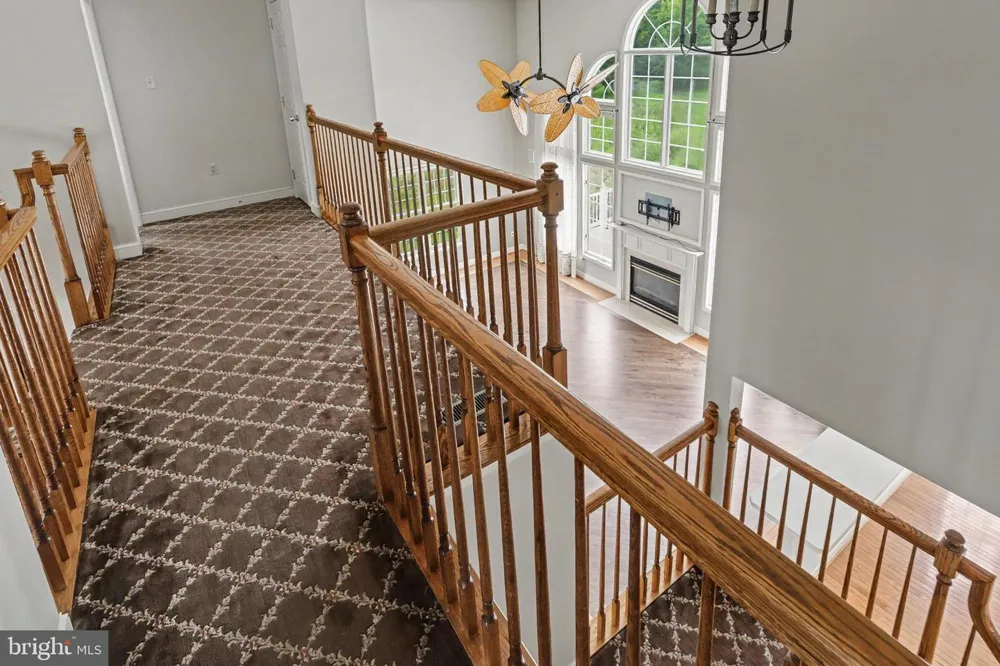 9 SUNRISE DRIVE Doylestown, PA 18901
