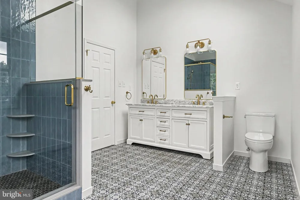 9 SUNRISE DRIVE Doylestown, PA 18901