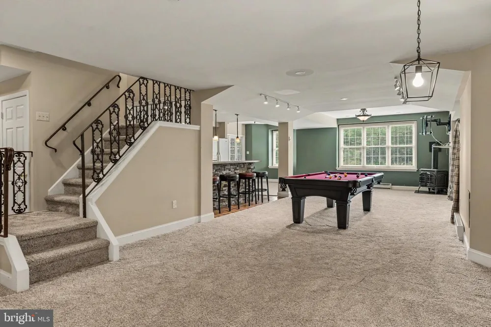 9 SUNRISE DRIVE Doylestown, PA 18901