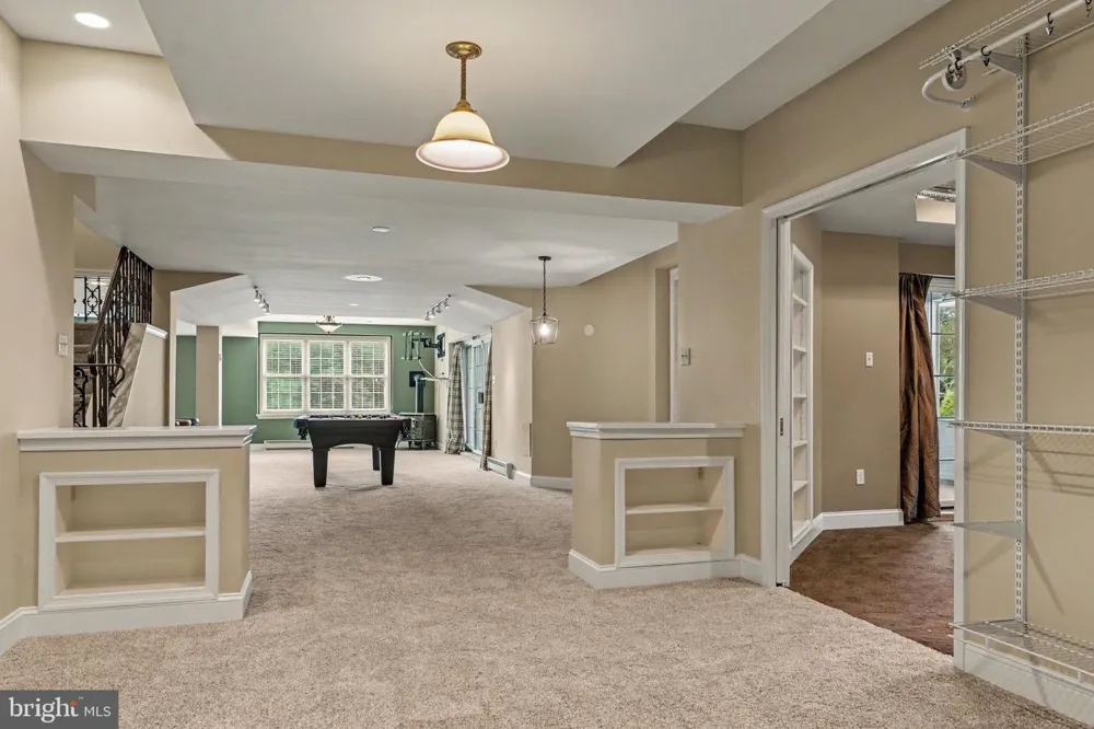 9 SUNRISE DRIVE Doylestown, PA 18901