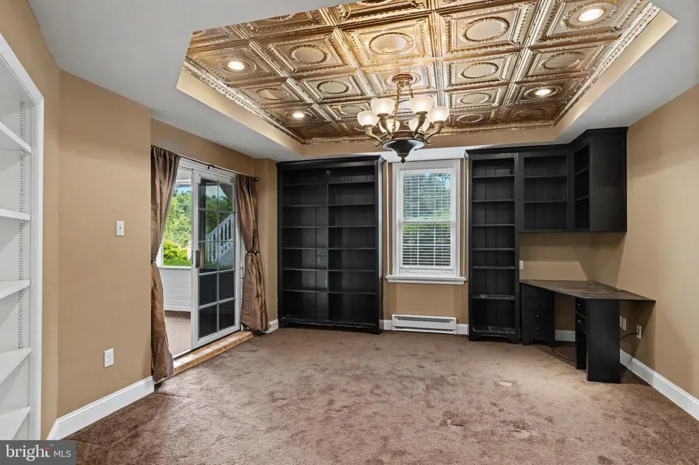 9 SUNRISE DRIVE Doylestown, PA 18901
