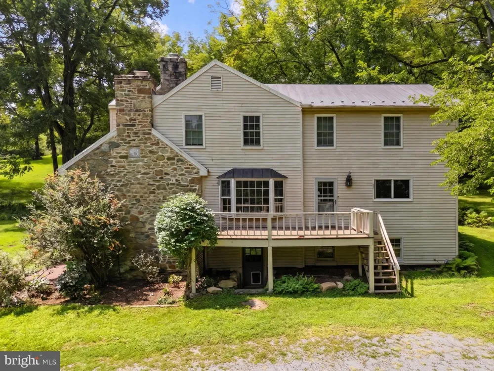 39902 THOMAS MILL ROAD Leesburg, VA 20175