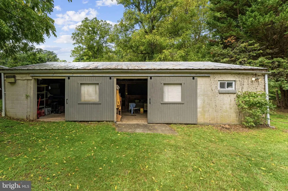 39902 THOMAS MILL ROAD Leesburg, VA 20175