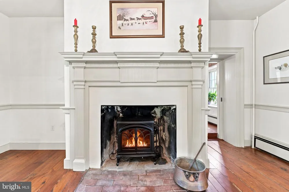 39902 THOMAS MILL ROAD Leesburg, VA 20175