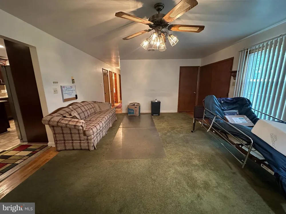 11539 WESTMINSTER DRIVE Waynesboro, PA 17268