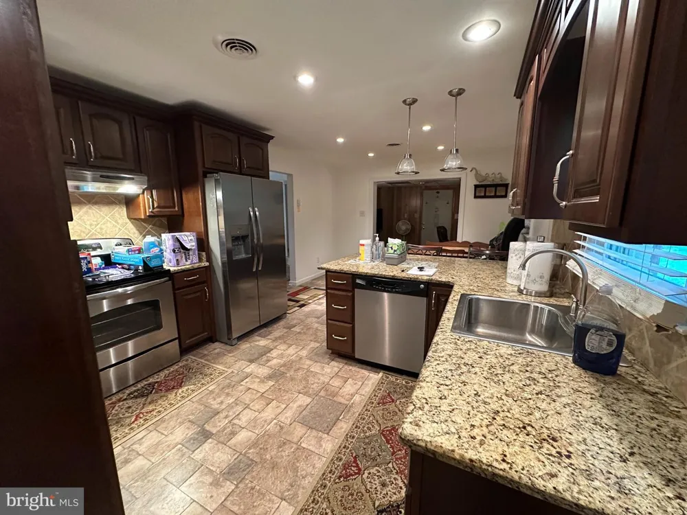 11539 WESTMINSTER DRIVE Waynesboro, PA 17268
