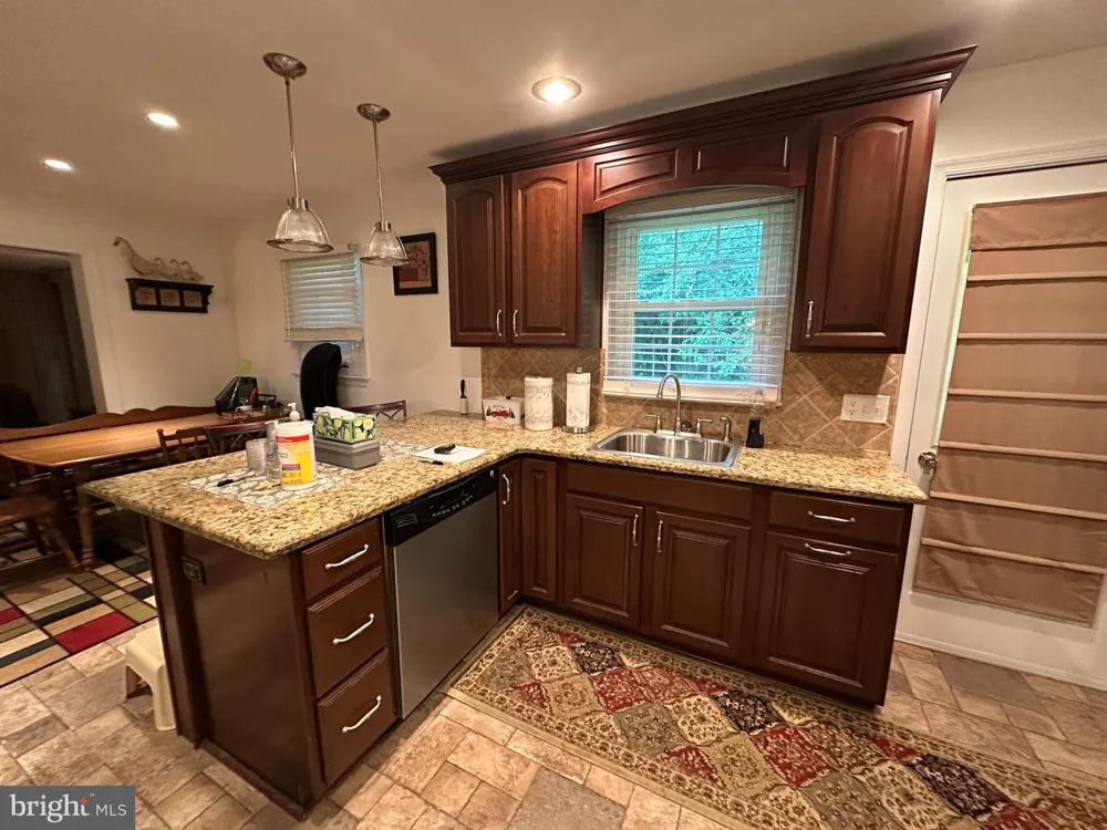 11539 WESTMINSTER DRIVE Waynesboro, PA 17268