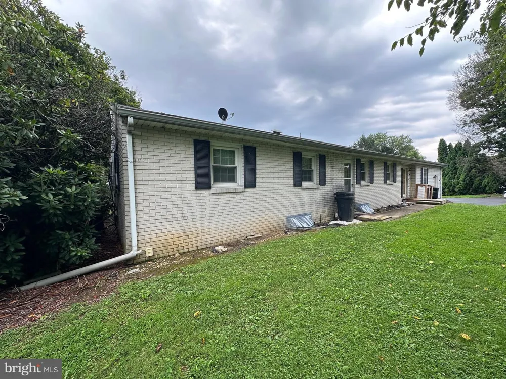 11539 WESTMINSTER DRIVE Waynesboro, PA 17268