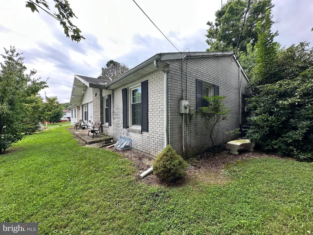11539 WESTMINSTER DRIVE Waynesboro, PA 17268