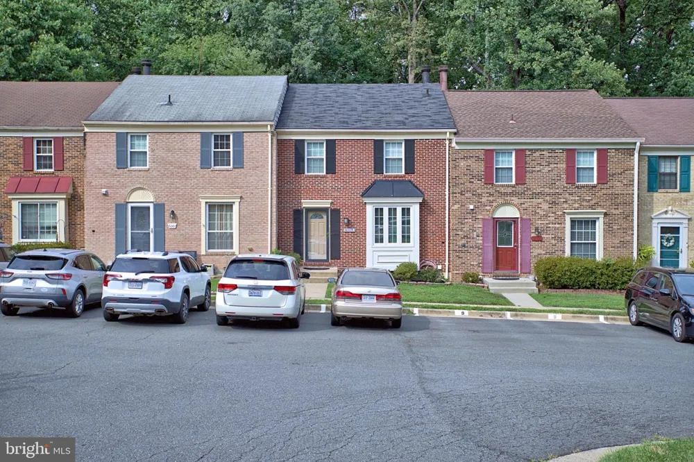 6009 HEATHWICK COURT Burke, VA 22015