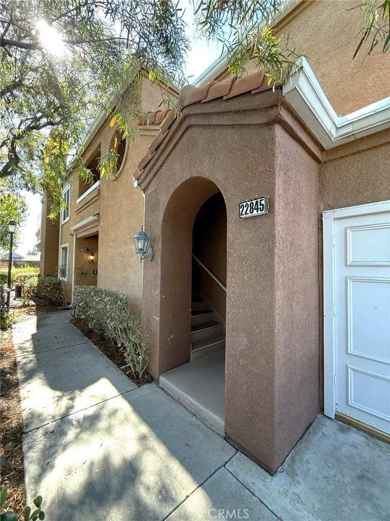 22845 Orchid Creek Lake Forest, CA 92630