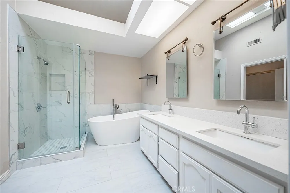 22845 Orchid Creek Lake Forest, CA 92630