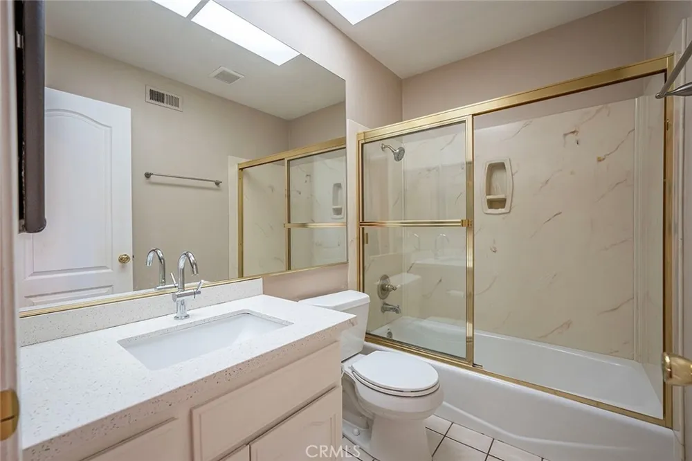 22845 Orchid Creek Lake Forest, CA 92630
