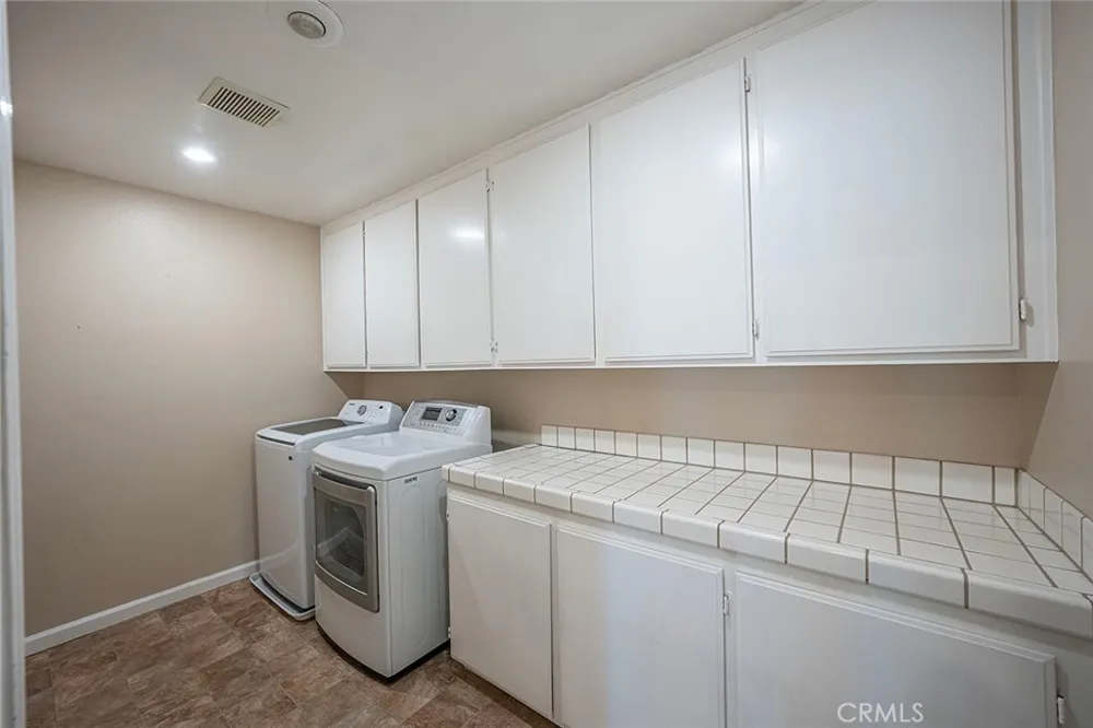 22845 Orchid Creek Lake Forest, CA 92630