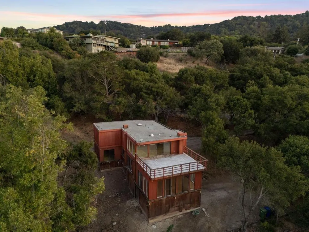 11490 Summit Wood Road Los Altos Hills, CA 94022