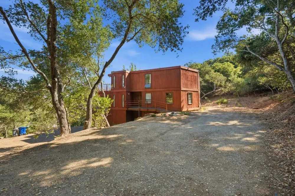 11490 Summit Wood Road Los Altos Hills, CA 94022