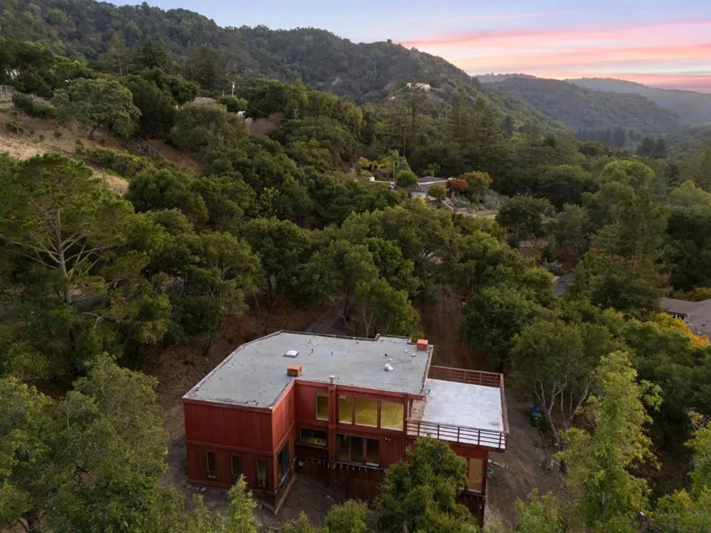 11490 Summit Wood Road Los Altos Hills, CA 94022