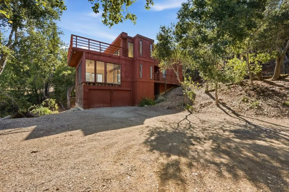 11490 Summit Wood Road Los Altos Hills, CA 94022
