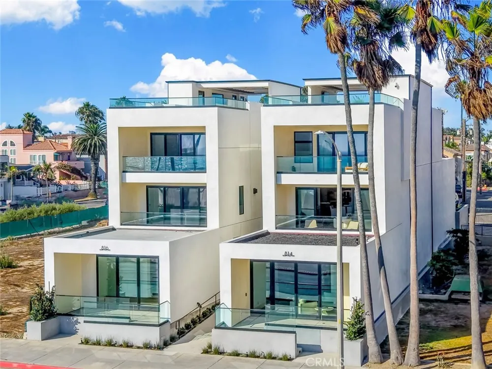 816 Pacific Coast Highway Huntington Beach, CA 92648