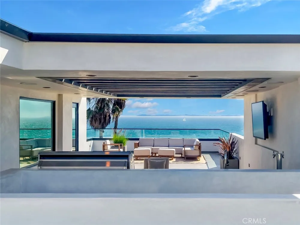 816 Pacific Coast Highway Huntington Beach, CA 92648