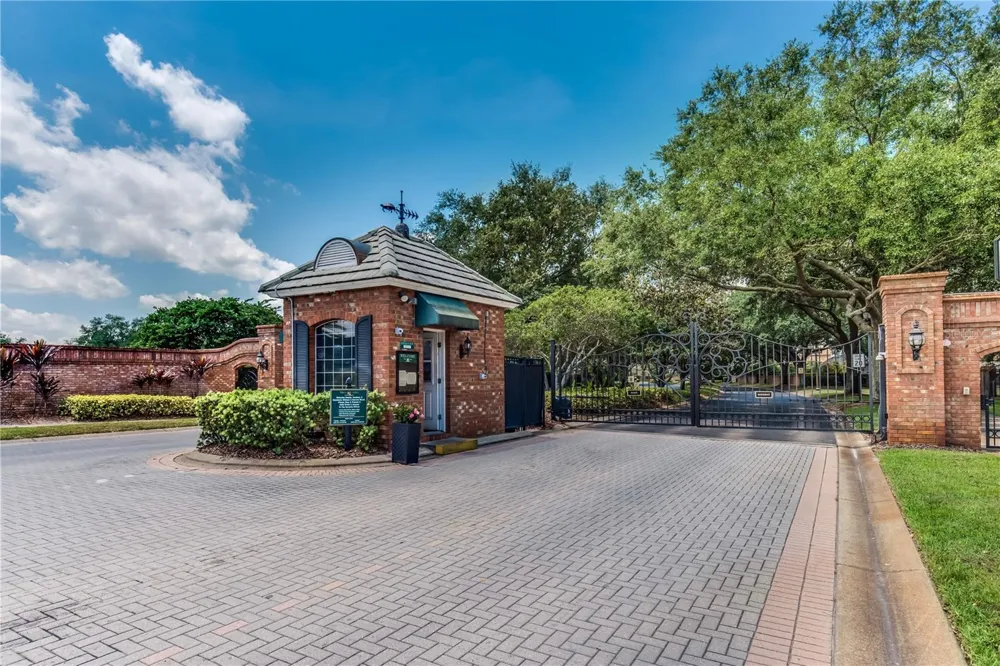 10925 WOODCHASE CIRCLE Orlando, FL 32836