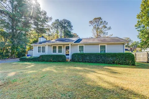 905 Rambling Rose Court NW