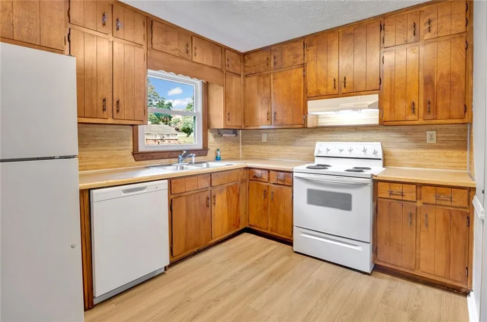905 Rambling Rose Court NW Conyers, GA 30012