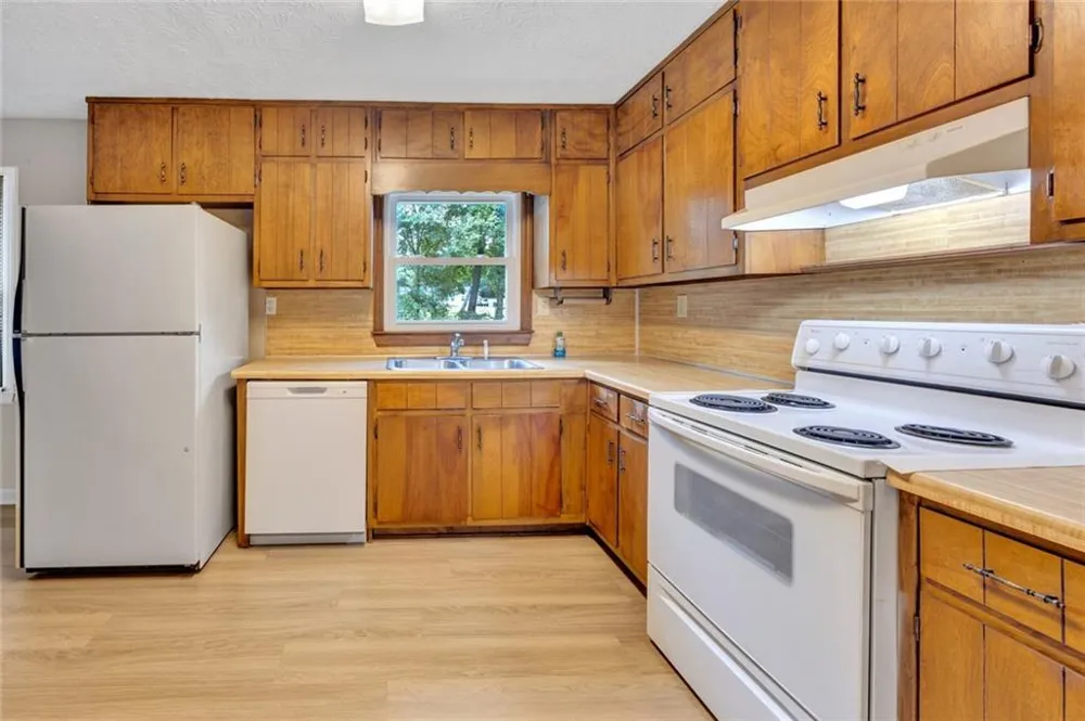 905 Rambling Rose Court NW Conyers, GA 30012