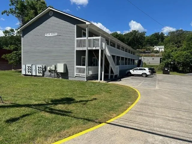 432 4th Avenue Dalton, GA 30721