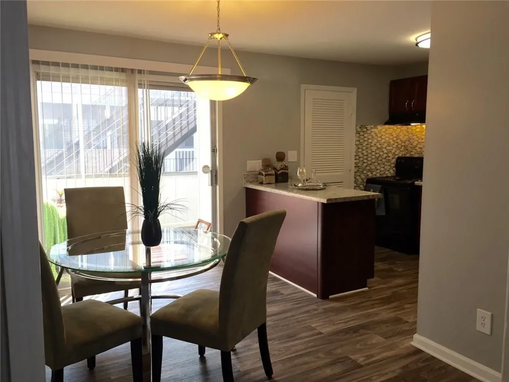 4883 Roswell Road #N1 Atlanta, GA 30342