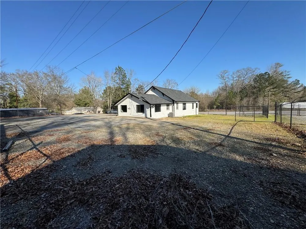 2735 Huff Dr Lawrenceville, GA 30044
