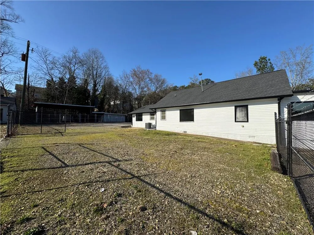 2735 Huff Dr Lawrenceville, GA 30044