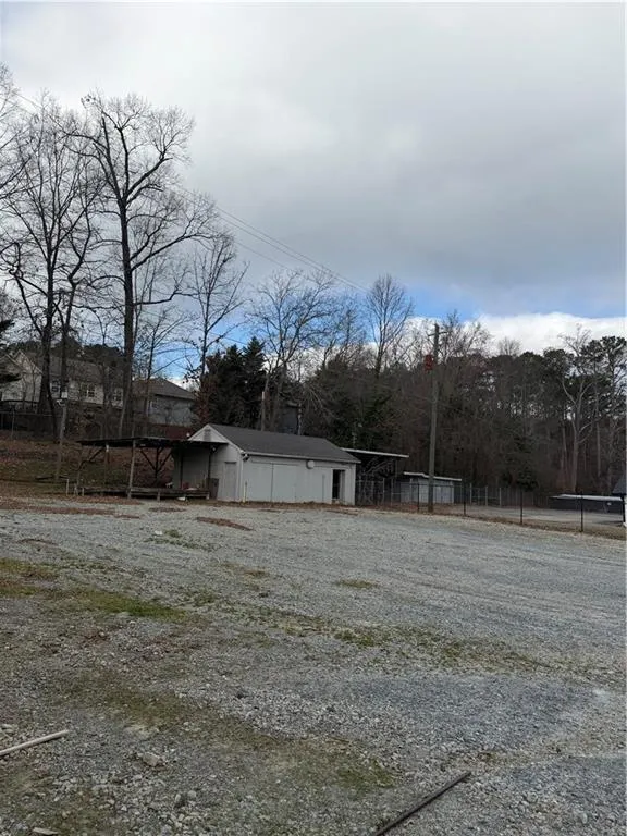 2735 Huff Dr Lawrenceville, GA 30044