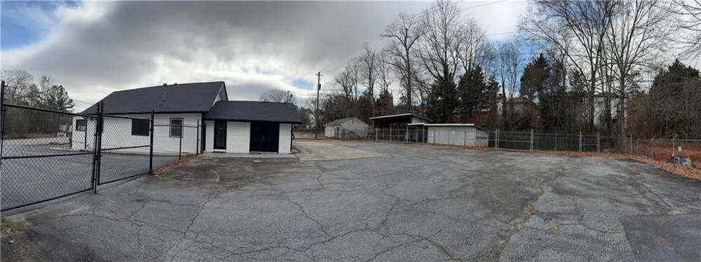 2735 Huff Dr Lawrenceville, GA 30044