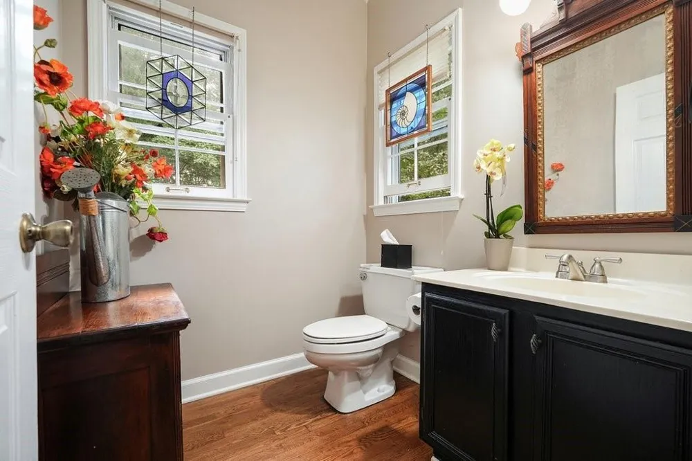 1313 Amberwood Drive Woodstock, GA 30189