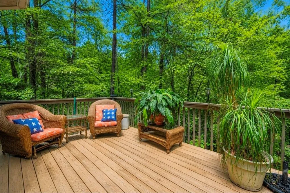 1313 Amberwood Drive Woodstock, GA 30189