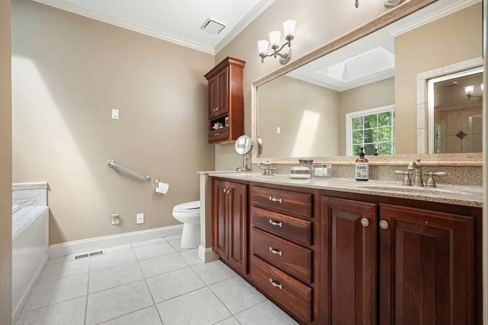 1313 Amberwood Drive Woodstock, GA 30189