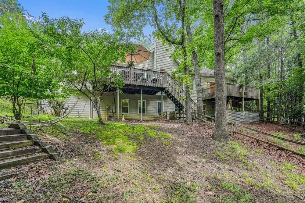 1313 Amberwood Drive Woodstock, GA 30189
