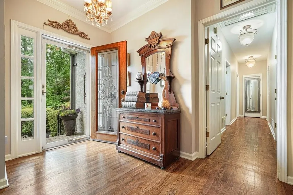1313 Amberwood Drive Woodstock, GA 30189
