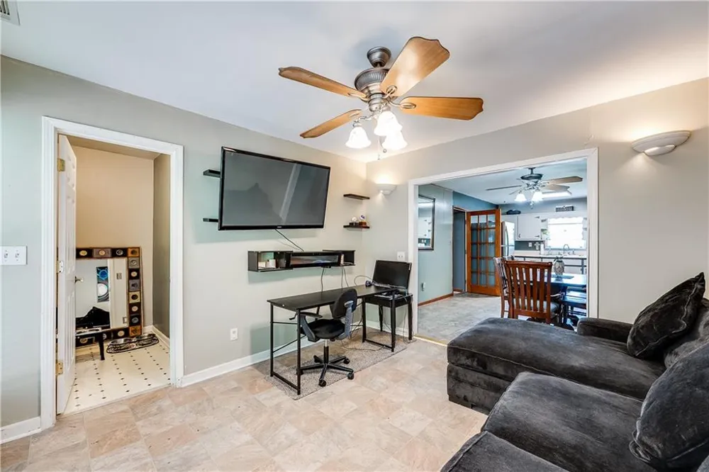 1709 Lee Street Decatur, GA 30035