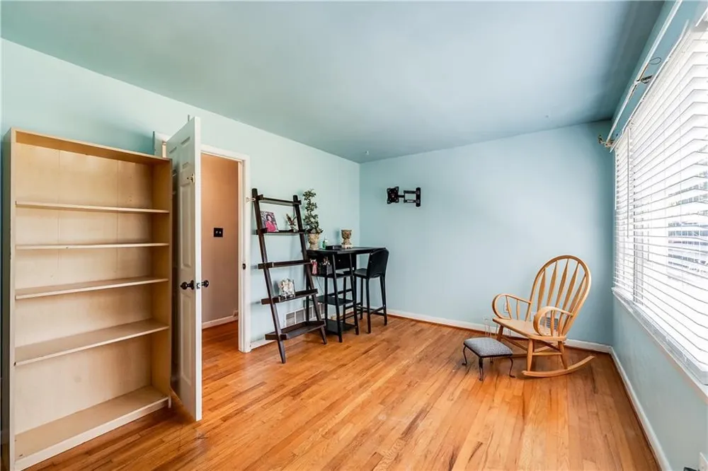 1709 Lee Street Decatur, GA 30035