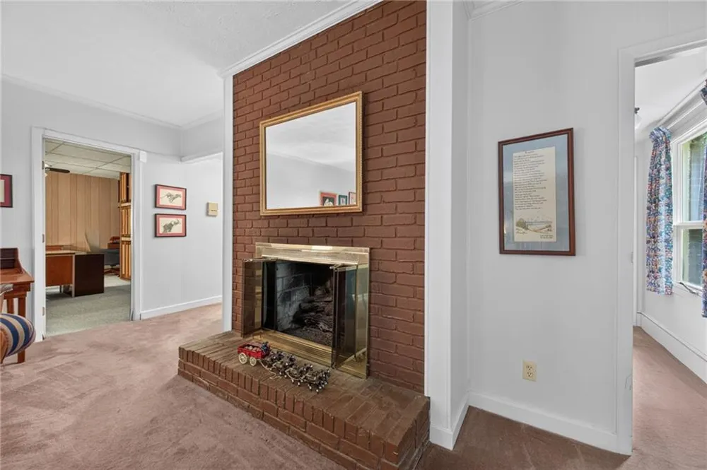 115 Farmstead Lane Roswell, GA 30075